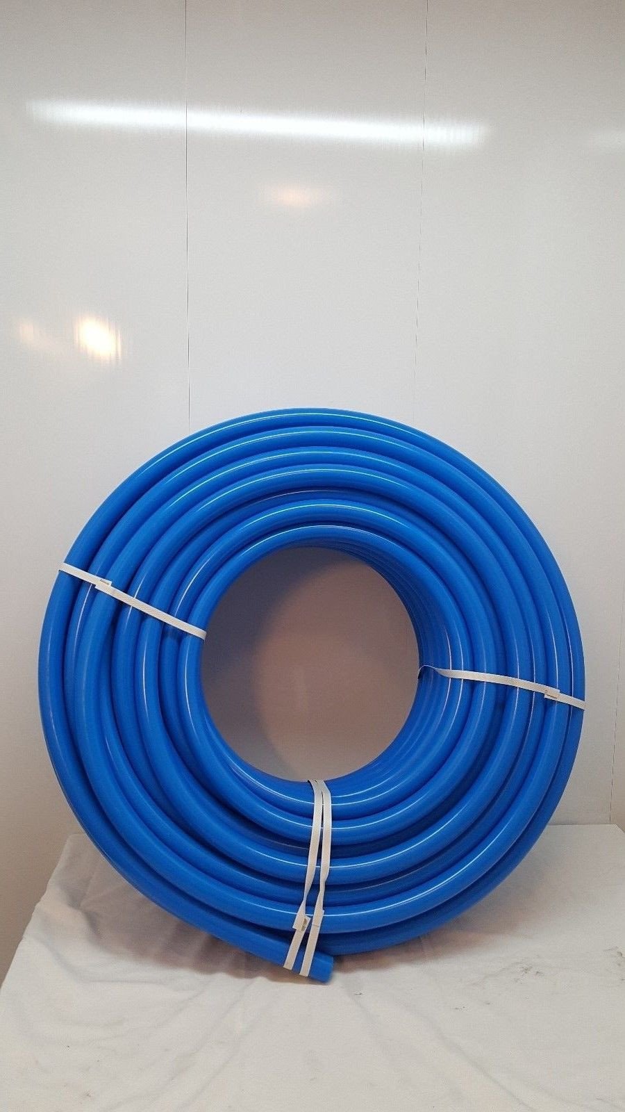 1 1/2" Non Oxygen Barrier Blue PEX tubing for heating and plumbing
